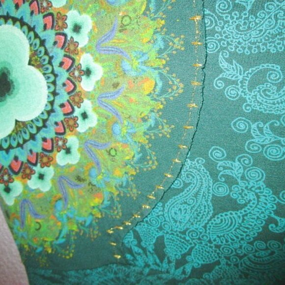 Desiqual STRETCH Jersey Size M BLOUSE Tunic Top METALLIC Floral DOLMAN Scoop - Picture 4 of 11